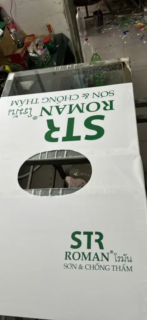 Áo Mưa In Logo Công Ty Bằng Phương Pháp In Lụa: Giải Pháp Tối Ưu Cho Thương Hiệu 3 in lua tren pvc