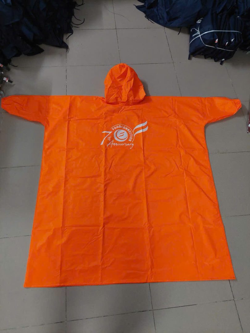 Áo mưa doanh nghiệp in logo bit hông 3 Áo mưa doanh nghiệp in logo